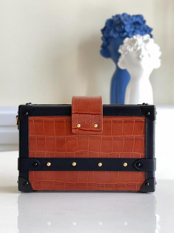 Chloe’s Picks - LOV Bags - 2154