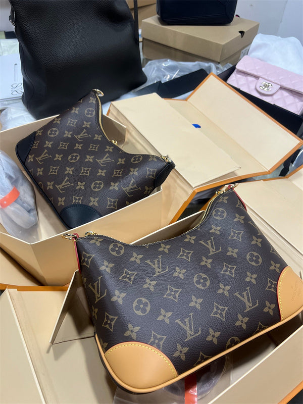 PHA - LOV Bags - 205