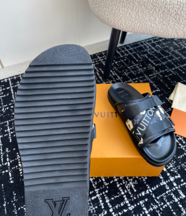 Chloe’s Picks - LOV Men Shoes - 091