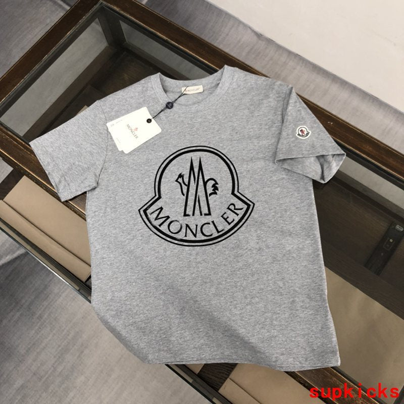 Moncler Luxury Cloth
