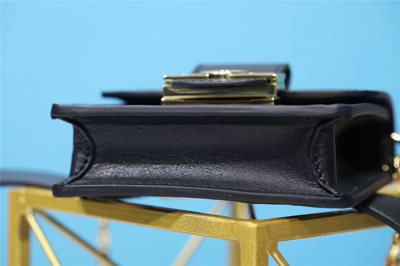 I W Fashion Lu-Vi bags - 9198