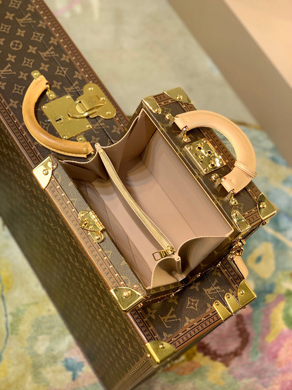 I W Fashion Lu-Vi Bags - 16701