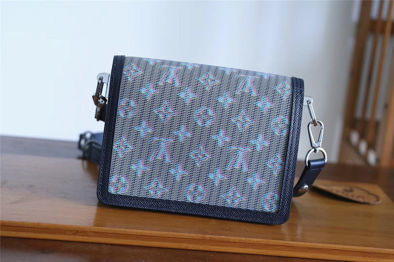 I W Fashion Lu-Vi bags - 8132