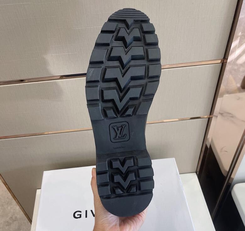 Chloe’s Picks - LOV Men Shoes - 1202