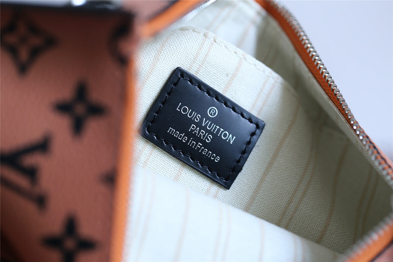 I W Fashion Lu-Vi bags - 8078