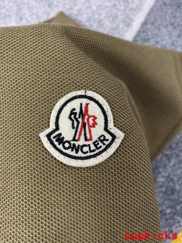Moncler Luxury Cloth
