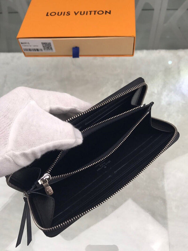 I W Fashion Lu-Vi bags - 9011