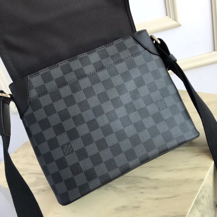 LOV2 Bags - Luxurious Bags  2701