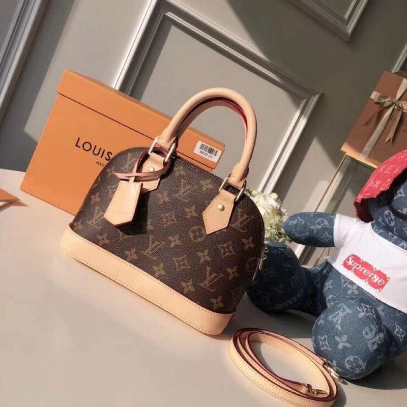 I W Fashion Lu-Vi bags - 17625