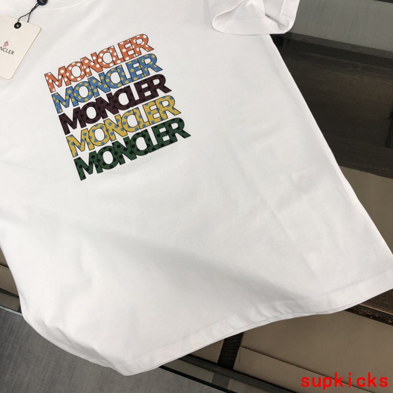 Moncler Luxury Cloth