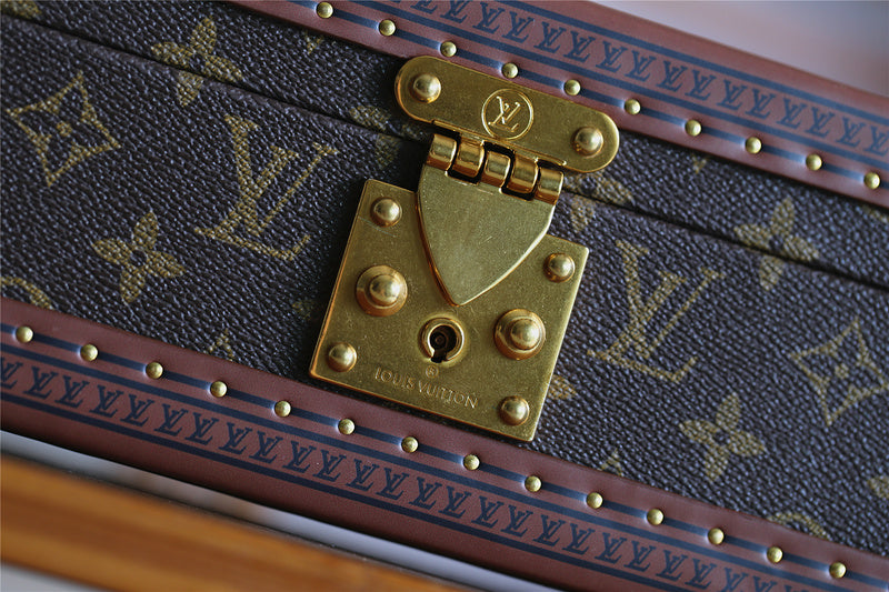 I W Fashion Lu-Vi bags - 11339