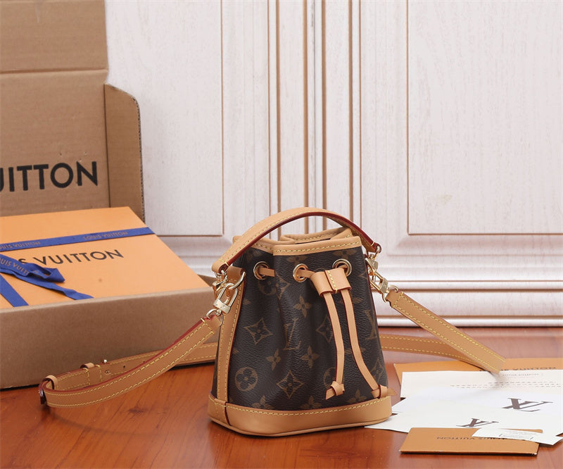 PHA - LOV Bags - 379