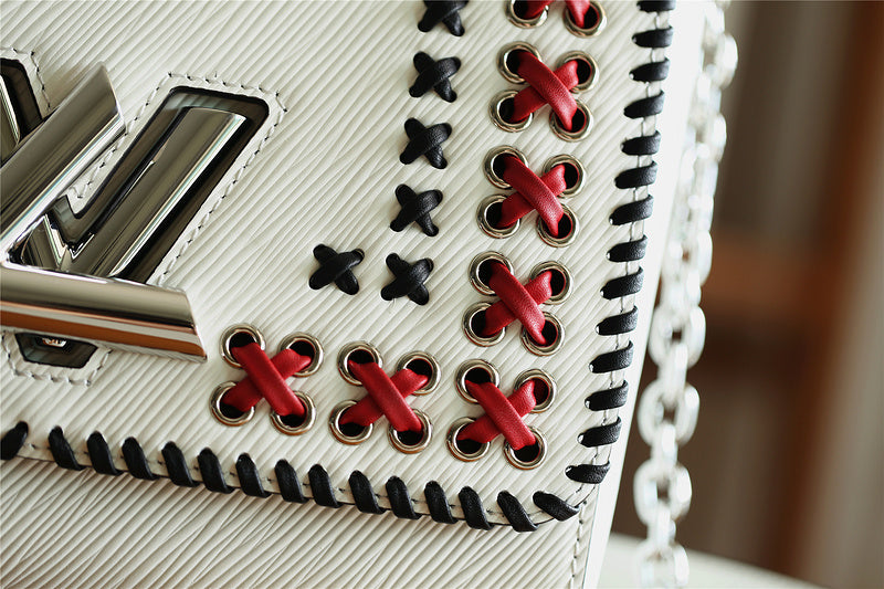 I W Fashion Lu-Vi bags - 8500