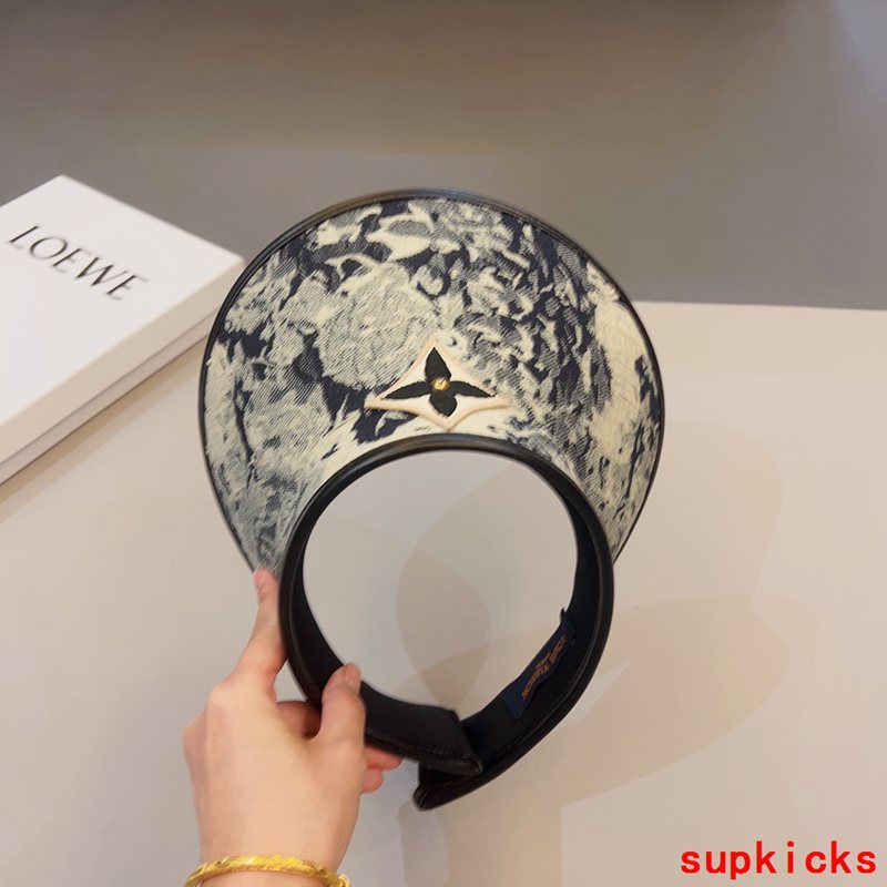 Louis Vuitton Luxury Cap