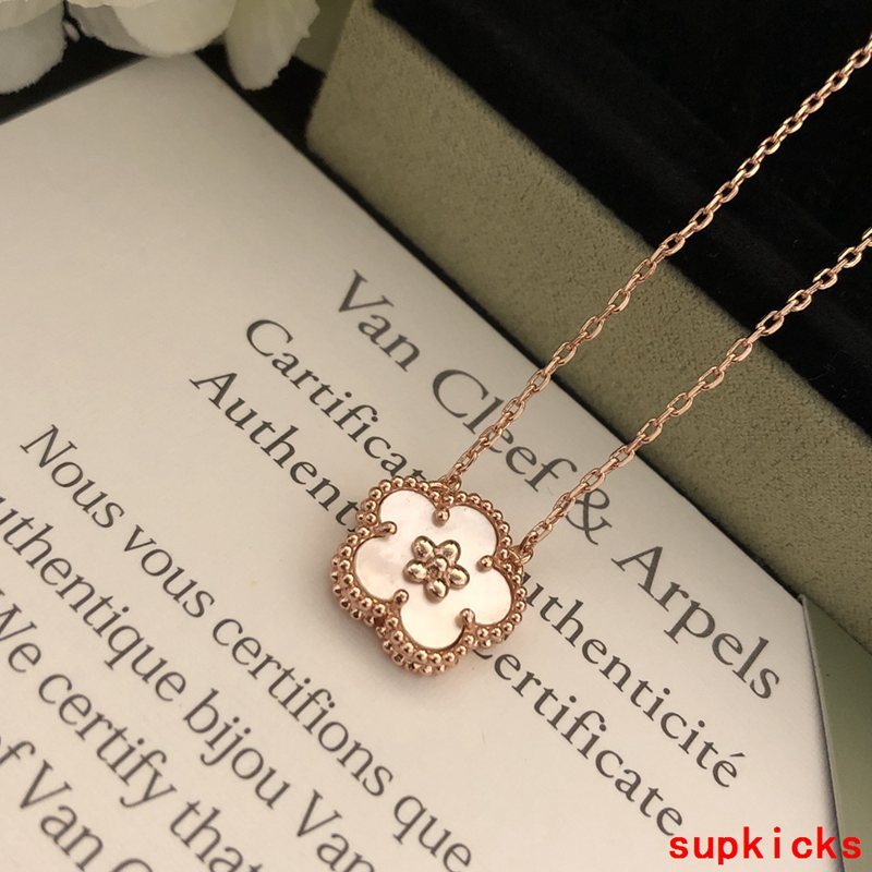 Van Cleef & Arples Jewelry