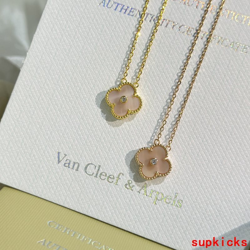 Van Cleef & Arples Jewelry