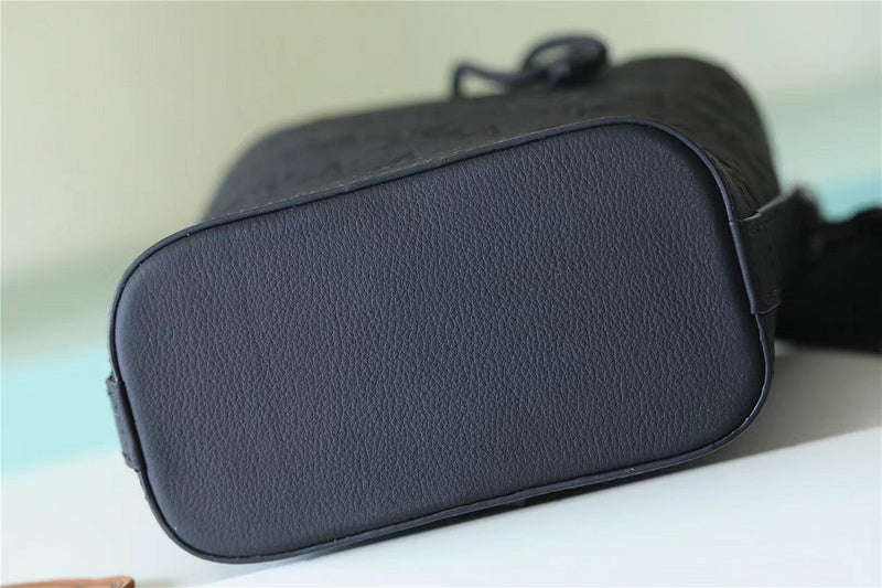 I W Fashion Lu-Vi bags - 9940