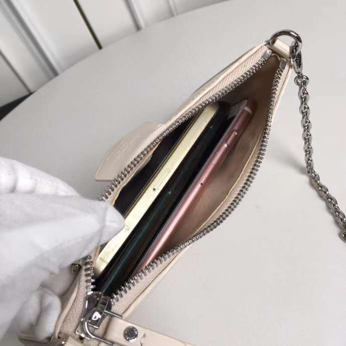 LOV2 Bags - Luxurious Bags  700