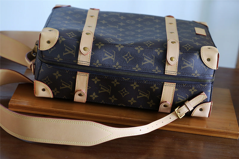 I W Fashion Lu-Vi bags - 9728
