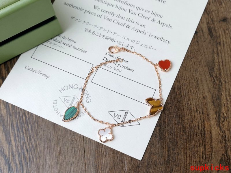 Van Cleef & Arples Jewelry