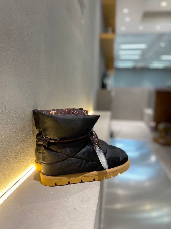 Louis Vuittion Luxury Shoes