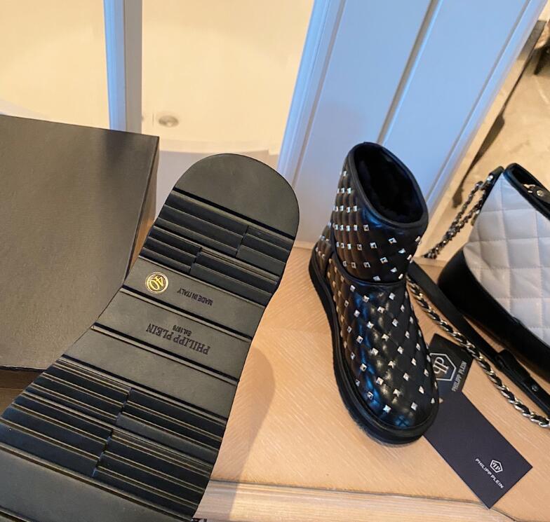 Chloe’s Picks - PHP Shoes - 082