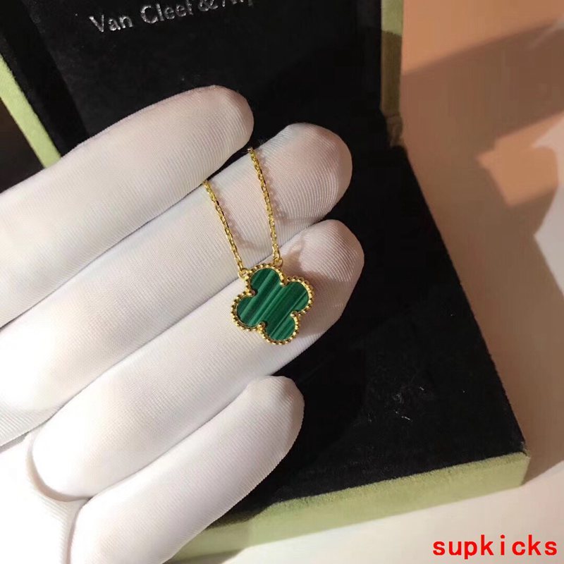 Van Cleef & Arples Jewelry