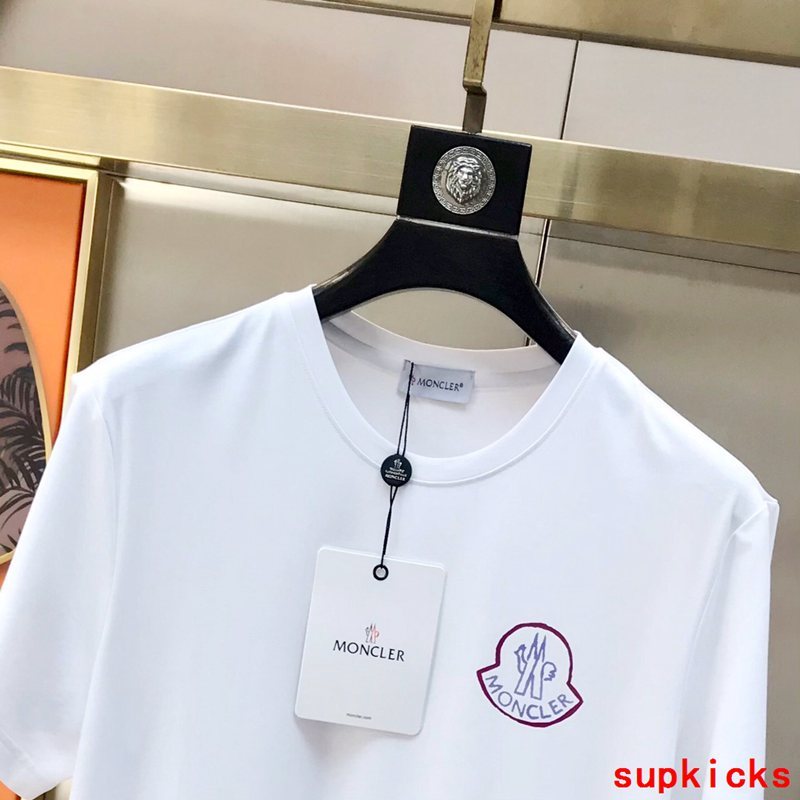 Moncler Luxury Cloth