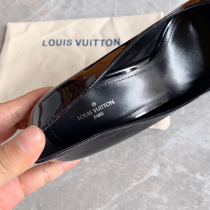 Louis Vuittion Luxury Shoes