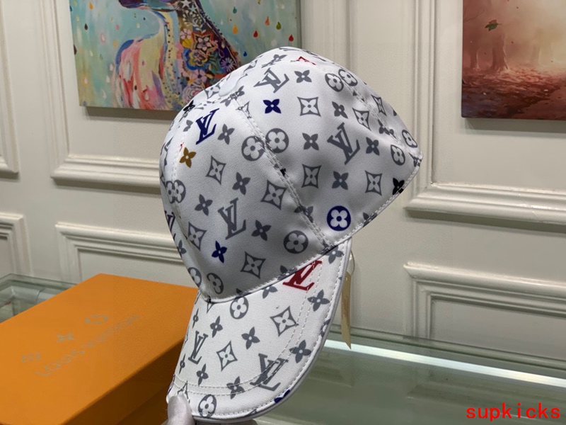 Louis Vuitton Luxury Cap