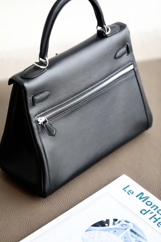 PHA - HMS Bags - 1672