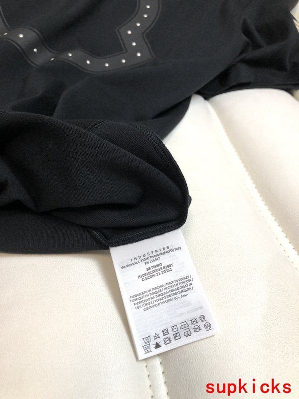 Moncler Luxury Cloth