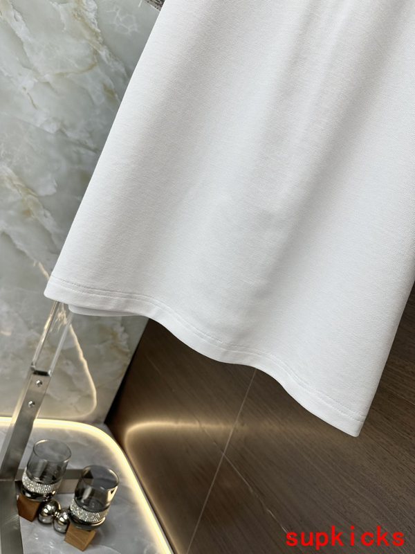 Moncler Luxury Cloth