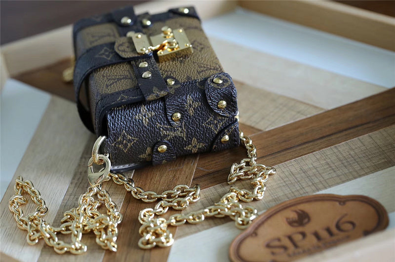 I W Fashion Lu-Vi bags - 9319
