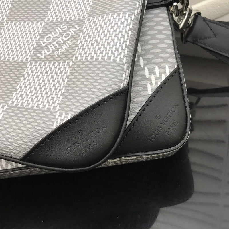 I W Fashion Lu-Vi bags - 17701