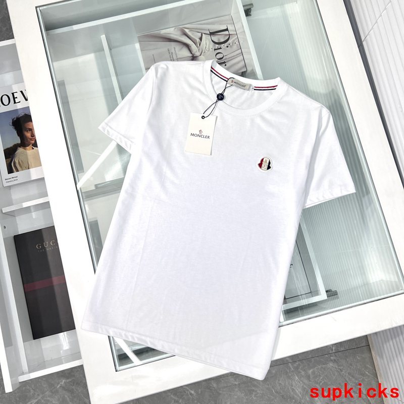 Moncler Luxury Cloth