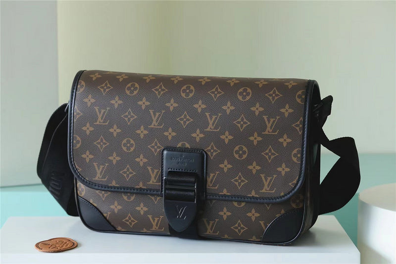 I W Fashion Lu-Vi bags - 9996