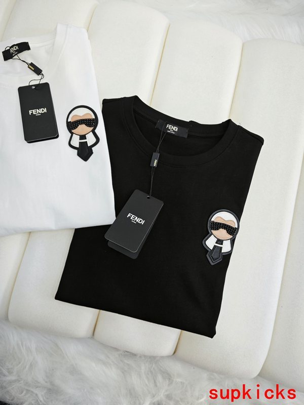 Moncler Luxury Cloth