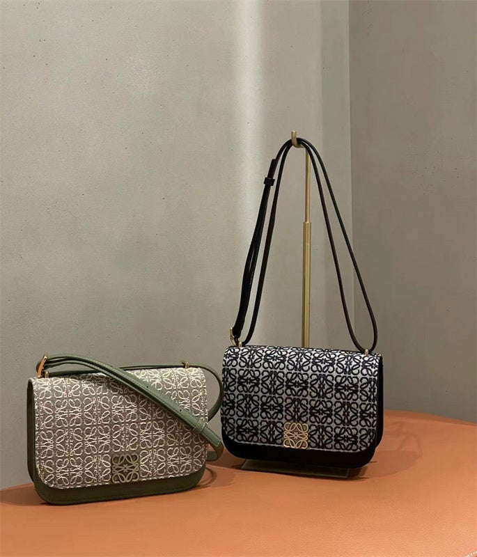 PHA - LWO Bags - 094