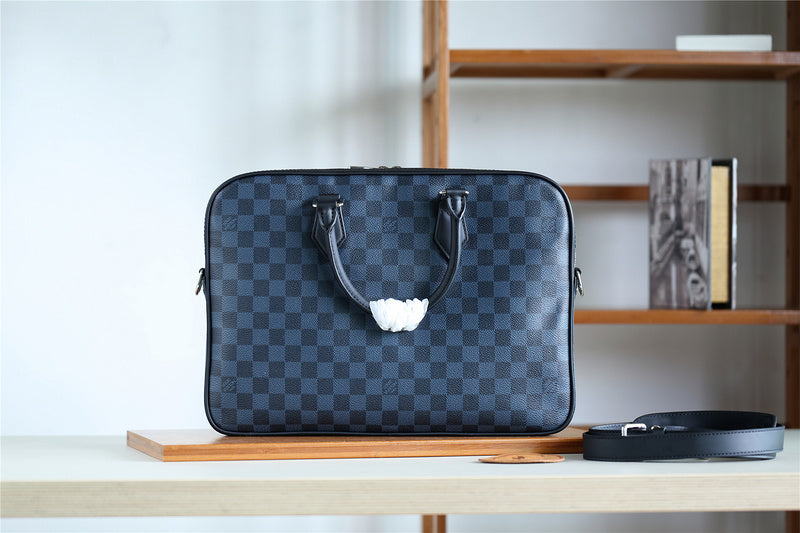 I W Fashion Lu-Vi bags - 9876