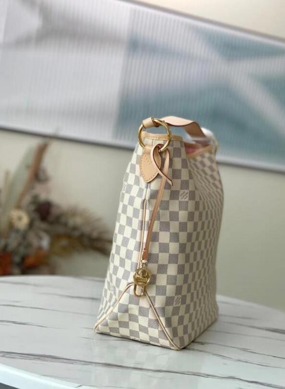 Chloe’s Picks - LOV Bags - 2159