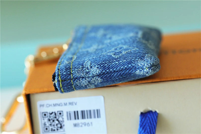 PHA - LOV Bags - 023