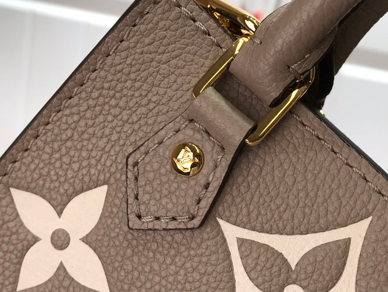I W Fashion Lu-Vi bags - 17617