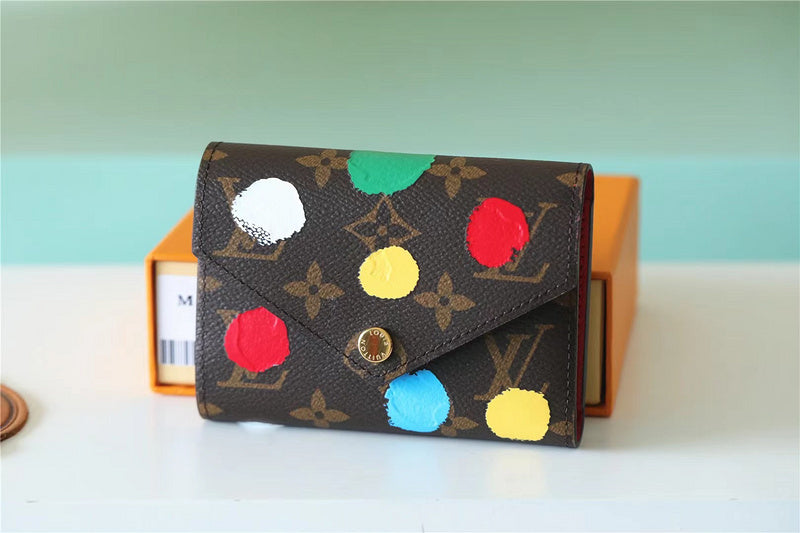 I W Fashion Lu-Vi bags - 8778