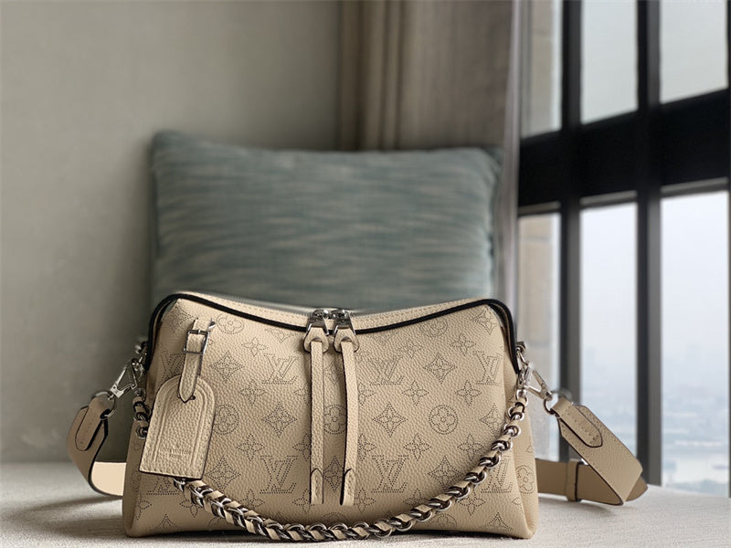 PHA - LOV Bags - 005