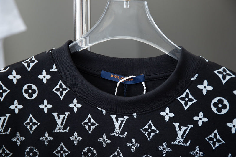 Louis Vuittion Luxury T-Shirt