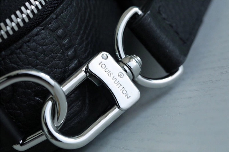 I W Fashion Lu-Vi bags - 10306