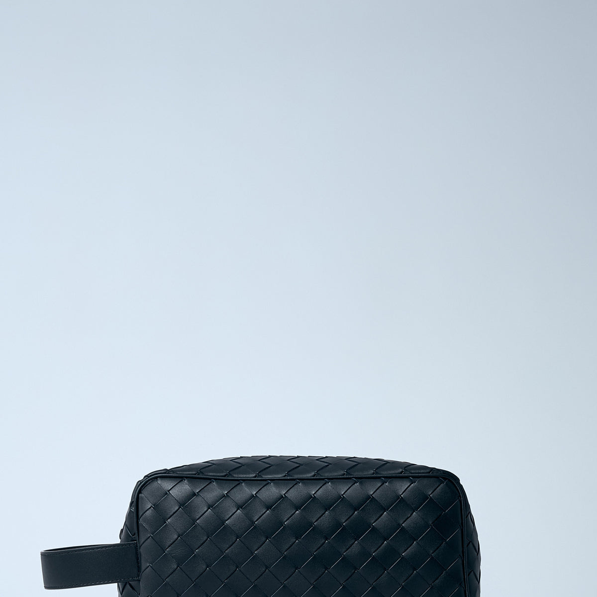 Bottega Veneta Men Intrecciato Travel Pouch