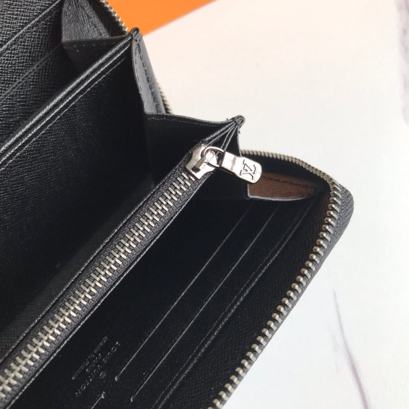 LOV2 Bags - Luxurious Bags  2809
