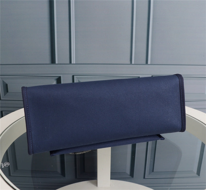 PHA - HMS Bags - 004